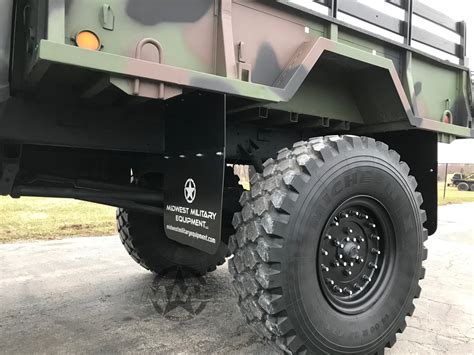 M35a2 Deuce & Half 4 Door 4X4 Military Truck