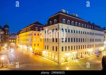 Dresden Altstadt Das Taschenbergpalais Wurde Ab Als Barockes