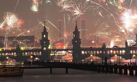 How to Say Happy New Year in German in 19 Authentic Ways