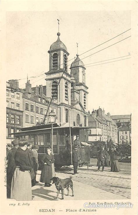 Cpa France Sedan Place D Armes Tramway Ardennes Sedan