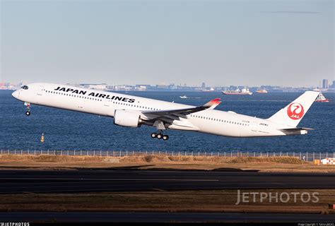 Ja Wj Airbus A Japan Airlines Jal Yukino Ja