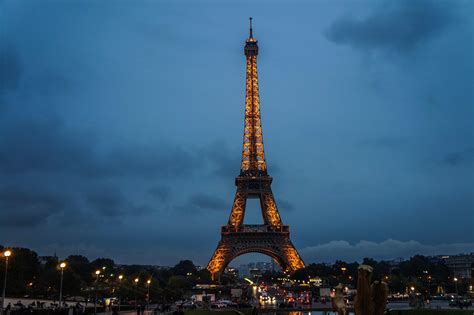 Eiffel Tower Light Show | A Dazzling Spectacle of Lights