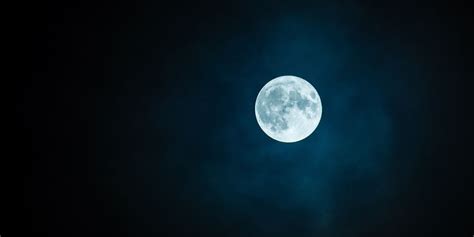 Pourquoi La Lune Brille Autant Explication Fascinante