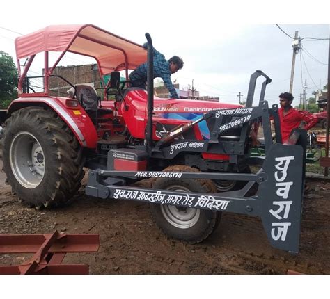 Agricultural Tractor Front End Dozer At Rs Vidisha Id