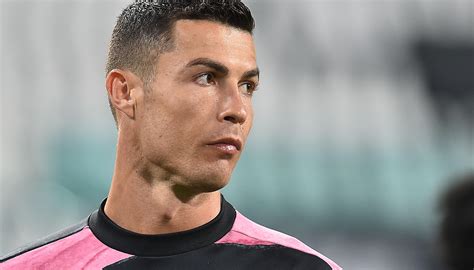 Cristiano Ronaldo E La Coca Cola Odi Et Amo Ora La Attacca Ma Nel