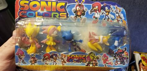 My friend gave me some Sonic Figures. : r/Bootleg