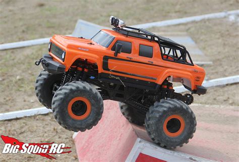 Review CEN Racing HL150 And B50 Solid Axle Monster Trucks Big Squid