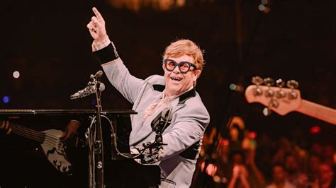 Elton John Wraps Farewell Yellow Brick Road Tour See Photos From The