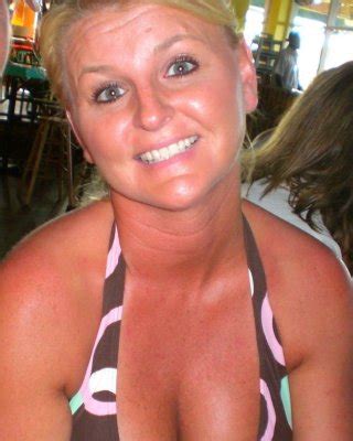 Melanie Mature MILF With Gr Fake Tits Nice Overall Body Porn