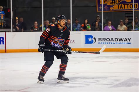 Ice Bears Rally But Fall In Shootout Knoxville Ice Bears