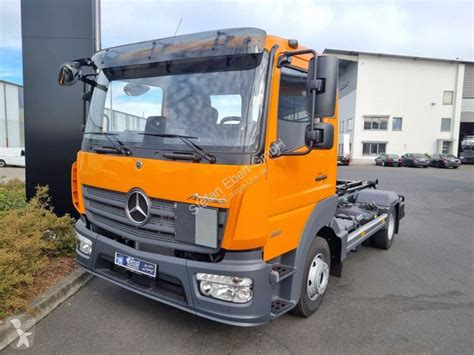 Neu Mercedes LKW Abrollkipper Atego 818 K 4x2 HIAB XR5S3650 AHK Klima