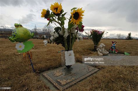 Bonnie Craig S Resting Place In The Garden Of Love At Angelus News Photo Getty Images