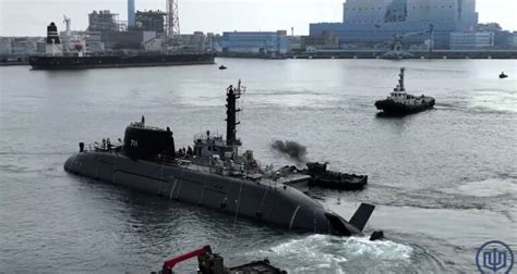 Taiwan Launches Its First Indigenous Submarine - Naval News