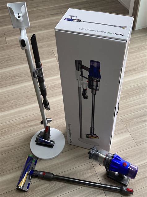 Dyson V12 Detect Slim Fluffy SV20 FF 掃除機