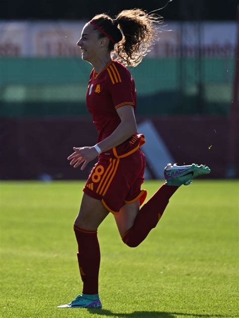 Roma Women Fiorentina Hard Fought Victory In The Capital As Roma