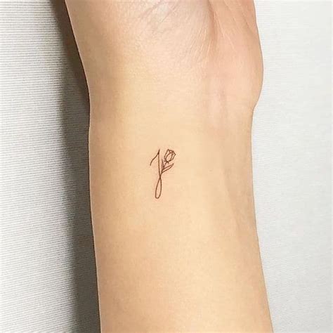 39 Tatuagens pequenas e simples para você se inspirar Página 6 de 8