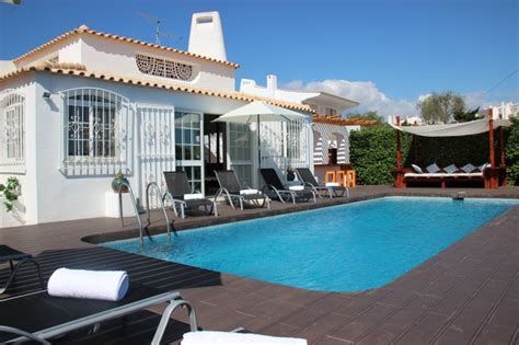 VILLA OURA BEACH - UPDATED 2024 - Holiday Rental in Albufeira - Tripadvisor