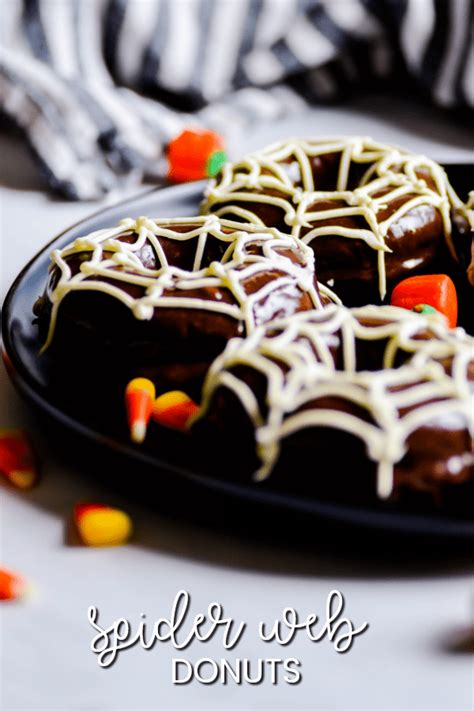 Halloween Donuts Spider Webs That Are Scary Good Something Swanky