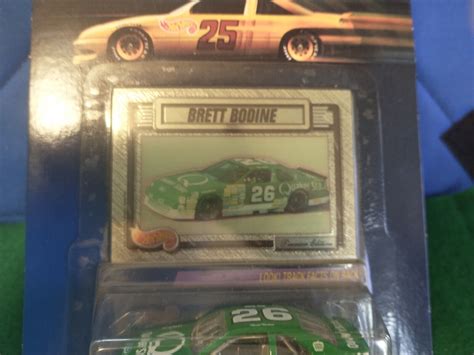 Hot Wheels Pro Circuit 164 Nascar Diecast 26 Quaker State Brett