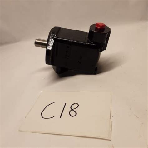 NEW Vickers Hydraulic Vane Pump V10 1P7P A120 382087 1 FREE SHIPPING