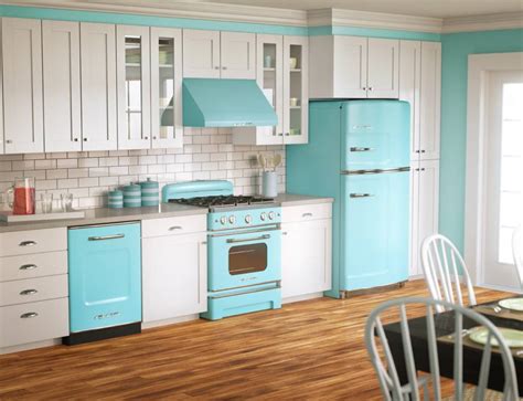 Colorful Vintage Kitchen Designs