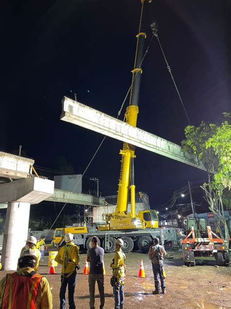 Instalan Vigas Que Componen El Paso A Desnivel Sobre Redondel Utila