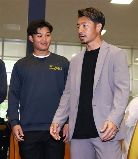 【阪神】ob鳥谷敬氏が森下翔太らと沖縄の病院訪問「子どもたちに少しでも何かパワーを」 プロ野球写真ニュース 日刊スポーツ