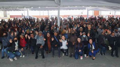 Paola Angon Y Mar A De La Barreda Arrancan Entrega De Chamarras Abraza