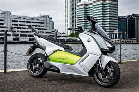 Bmw Exibe Novo Scooter Elétrico