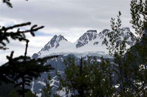 Lake Louise, Banff National Park – Tales of a vanlife couple