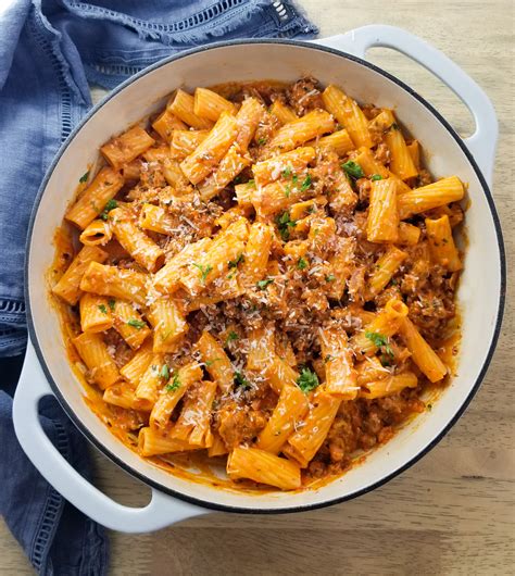 Spicy Sausage Rigatoni Amanda Cooks And Styles