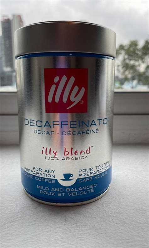 Illy Decaffeinated Ground Coffee Food And Drinks Beverages On Carousell