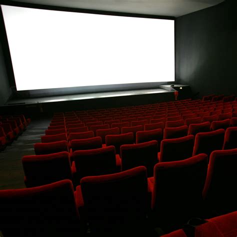 Isère À Grenoble Les Cinémas Privés De Public Attendent Une Date Pour