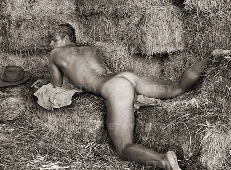 Morpheus Vintage Naked Guys Iv