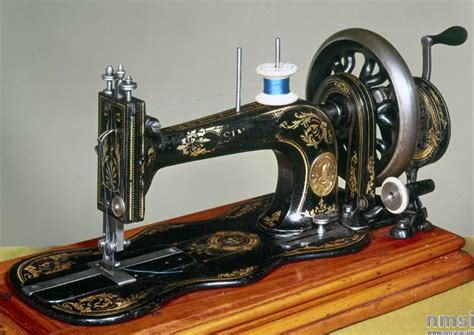 Isaac Singers Lockstitch Sewing Machine Antique Sewing Machines