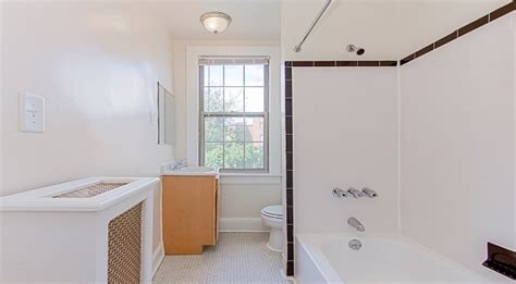 Parkside Adamsmorgan Dc Apartment Rentals Bathroom WC Smith