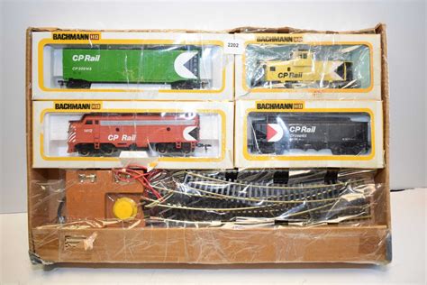 Boxed Bachmann HO scale train set including electric engine, cars ...