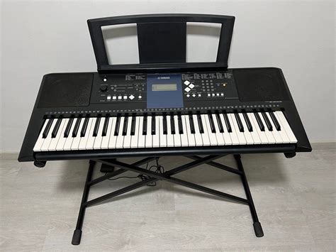 Yamaha PSR E333 Hobbies Toys Music Media Musical Instruments On