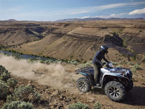 New Yamaha Grizzly Eps Se Silver Metallic Black Atvs In Big