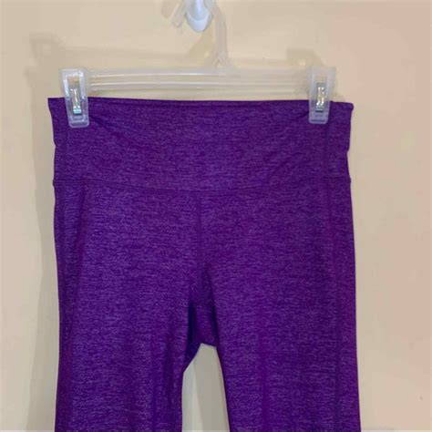 ATHLETA Shimmer Chaturanga Quest Capri Leggings Small Gem