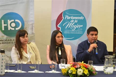 Inscriben En El Concejo Para El Parlamento Municipal De La Mujer