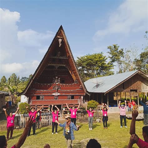 Homestay Unik Desa Huta Tinggi Pulau Samosir Menginap Di Rumah Adat