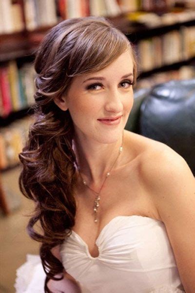 15 Romantic Bridal Hairstyles For The Season Pretty Designs