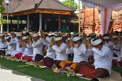 Peringati Hari Tumpek Landep Pemkot Denpasar Gelar Upacara Jana Kerthi