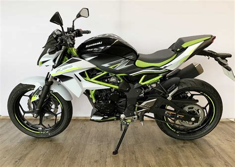 Kawasaki Z Occasion Km Vente Roadster Cm Saint Brieuc