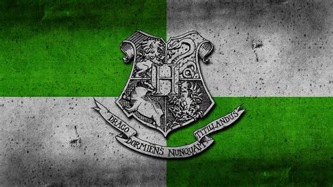 Slytherin House Crest Wallpaper