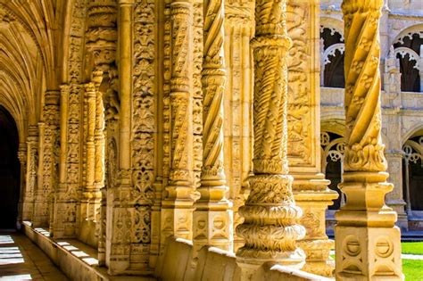 Premium Photo | Columns inside the jeronimos monastery