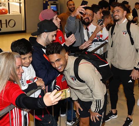 São Paulo FC on Twitter Recepcionados pela TorcidaQueConduz e por