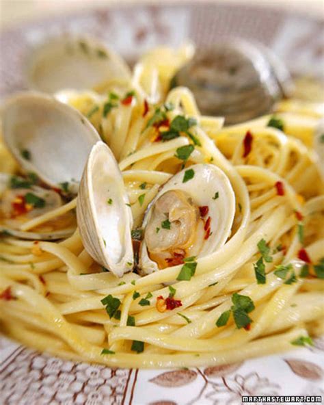 Linguine with Clams Recipe | Martha Stewart