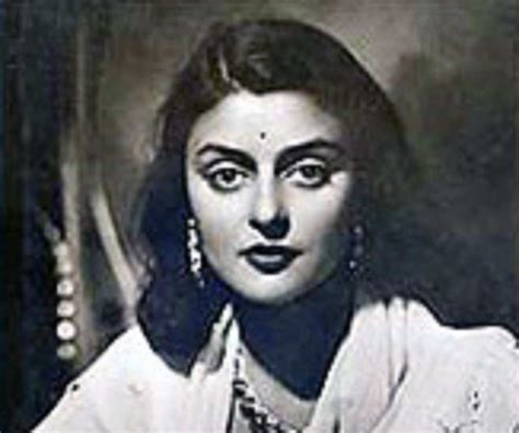 Gayatri Devi Biography – Facts, Childhood, Life History